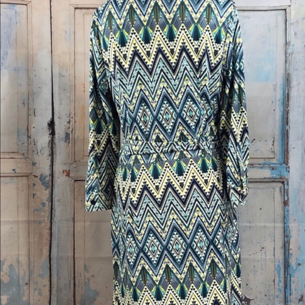 Patterned Aryeh Wrap Dress - Picture 6 of 8